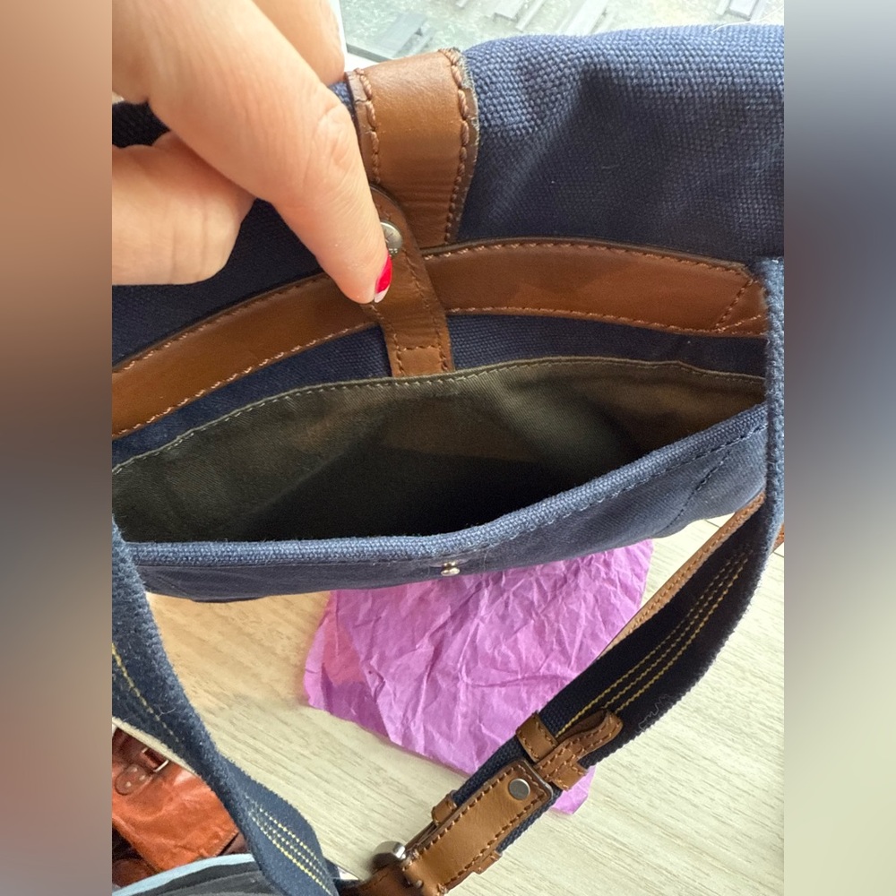 Fossil Unisex Navy Denim and Brown Leather Crossbody Messenger Bag - Picture 9 of 12